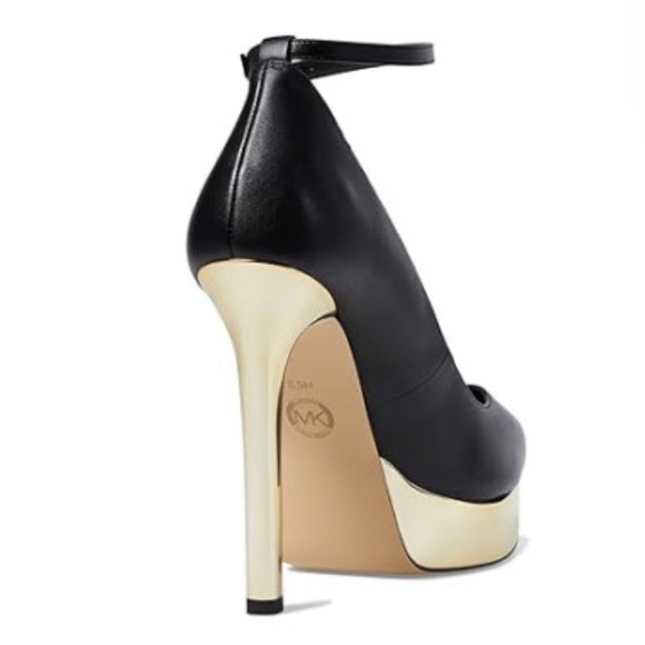 Try on Michael Kors Xenia Ankle Strap size 6 - Picture 7 of 10